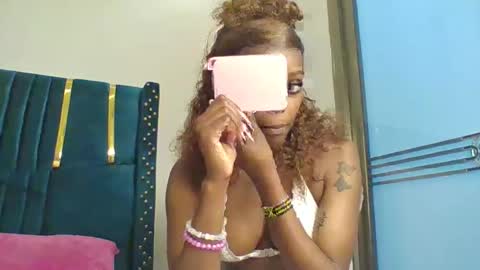 tinashe online show from November 4, 9:05 pm