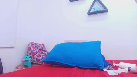 Snapshot of tinkerbell_1 chatting on September 18, 7:40 pm tinkerbell online show from September 18, 7:40 pm