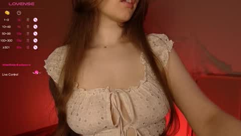 Snapshot of tinkerdinky chatting on October 22, 11:17 pm Polly online show from October 22, 11:17 pm