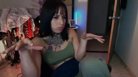 I AM BELLA  ----------- follow my  IG  TINNS 69 online show from February 18, 1:38 am