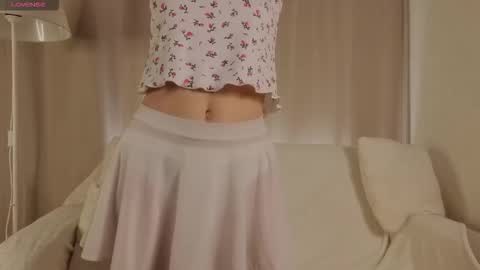 Lily online show from February 1, 9:45 pm