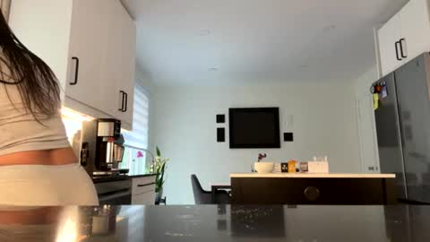 tinytina88 online show from July 20, 10:33 pm
