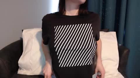 TinyyTina online show from January 10, 7:54 pm