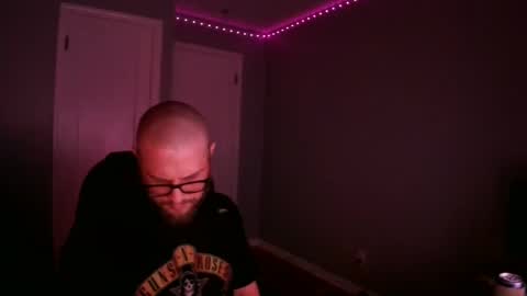 tippertonight online show from December 10, 4:56 am