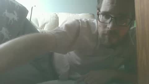 titlovercums online show from February 10, 7:06 pm