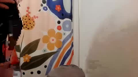 Snapshot of tj_the_man chatting on January 5, 7:28 pm TJ online show from January 5, 7:28 pm