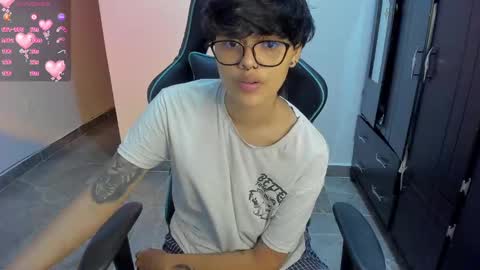 Snapshot of tokyo_uwu chatting on January 27, 6:08 am sofi 3 online show from January 27, 6:08 am