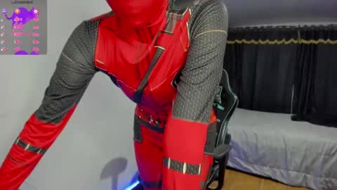 Snapshot of tokyo_uwu chatting on December 6, 2:51 am sofi 3 online show from December 6, 2:51 am