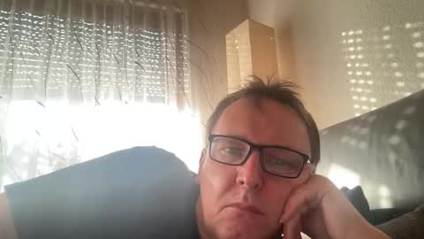 Tom online show from February 2, 9:29 am