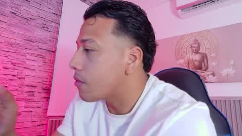 Tom muscle1 online show from February 25, 12:09 pm