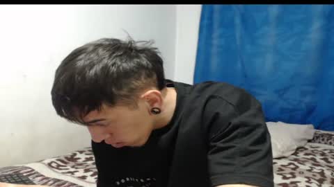 tomas_turbado_ online show from August 1, 7:32 am