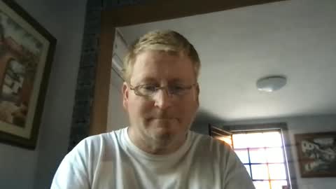 Hola online show from December 17, 11:27 pm