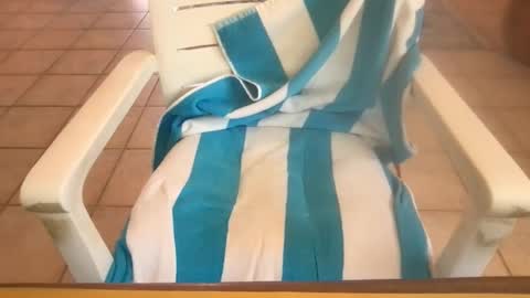 Hola online show from April 27, 5:43 pm