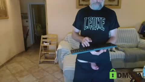 Tomas Milian online show from June 19, 10:38 pm