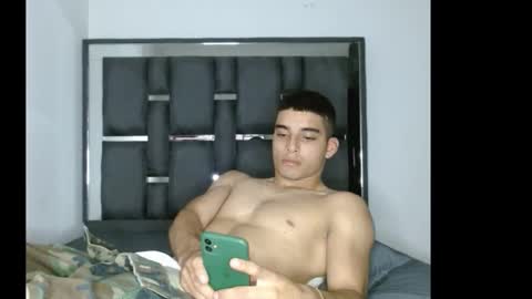 tomaz_18 online show from January 16, 4:43 am