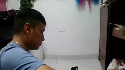 Snapshot of tomm_kors chatting on October 18, 4:05 am tomm online show from October 18, 4:05 am