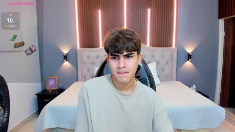 Tommy  online show from September 13, 4:26 am