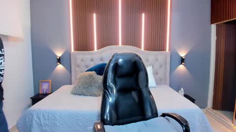 Tommy  online show from October 5, 4:21 am