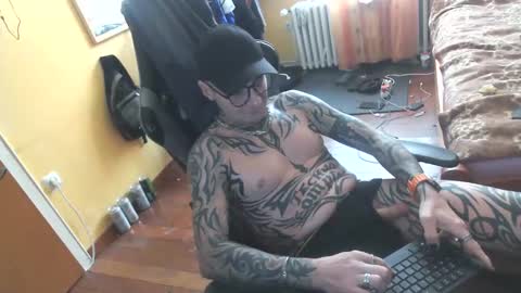 tommy18cmhot online show from January 11, 9:26 am