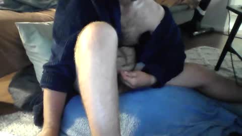 Snapshot of tommy5173 chatting on December 3, 4:31 am tommy5173 online show from December 3, 4:31 am