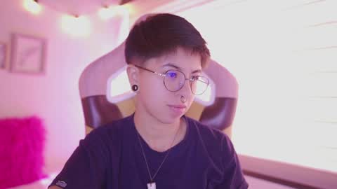 Blue  online show from April 7, 2:41 pm