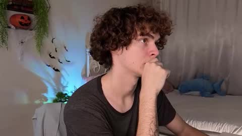 Tommy online show from October 31, 2:28 pm