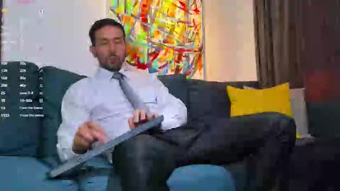 tommy_raym0ndg online show from February 4, 8:46 pm