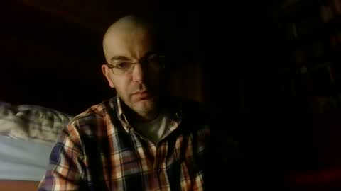 tommycorner online show from December 25, 11:42 pm