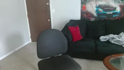 Tommy Strokes online show from January 7, 5:40 pm