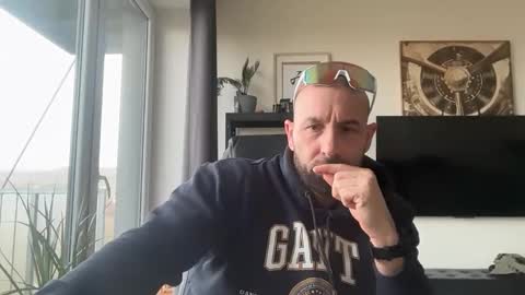 Thomas Fit online show from November 13, 7:44 am