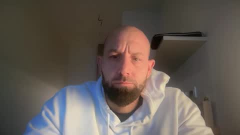 Snapshot of tommyx01 chatting on October 21, 5:56 am Thomas Fit online show from October 21, 5:56 am