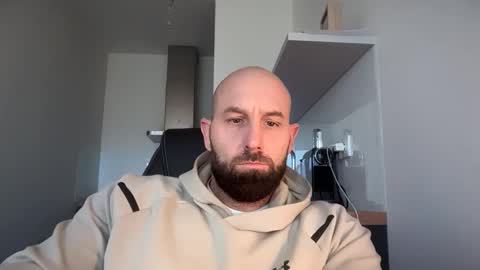 Snapshot of tommyx01 chatting on October 17, 1:48 pm Thomas Fit online show from October 17, 1:48 pm
