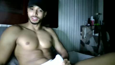 tomtresor online show from November 8, 8:17 am