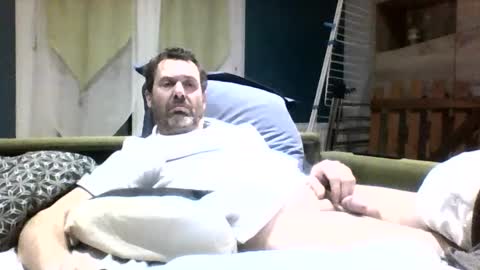 Snapshot of tonio358965 chatting on February 9, 7:30 pm tonio358965 online show from February 9, 7:30 pm