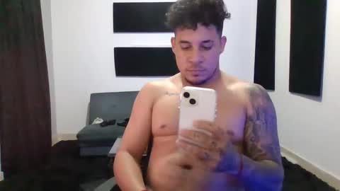 toni online show from December 22, 3:33 am