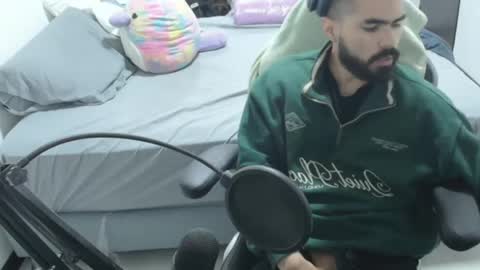 Tony online show from April 22, 1:24 am