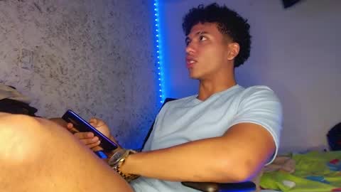 tonydesire_ online show from April 26, 7:55 pm