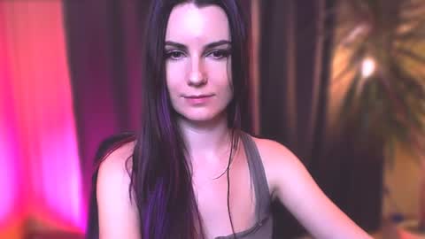 Elizabeth online show from December 29, 9:41 pm