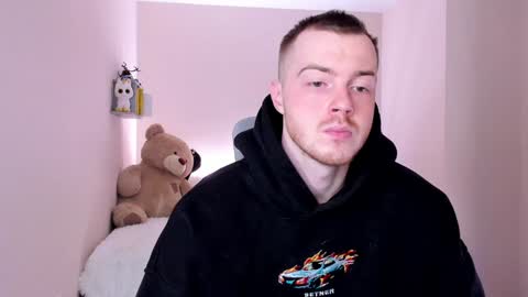 Snapshot of toohornyserj chatting on January 15, 12:19 am toohornyserj online show from January 15, 12:19 am