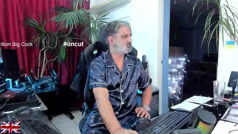 topalphaboss online show from October 3, 6:27 pm