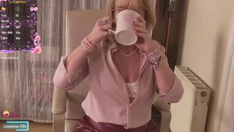 TopazXXX online show from February 11, 1:37 pm