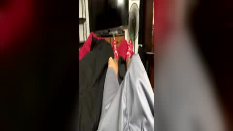 topcitydude85 online show from June 26, 7:03 am