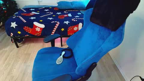 topcranberry online show from February 13, 11:13 am