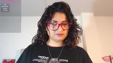 tori_just online show from October 16, 4:06 pm