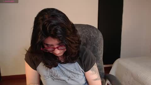 tori_just online show from April 22, 3:08 pm