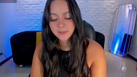 Tori Cross online show from March 4, 1:17 pm