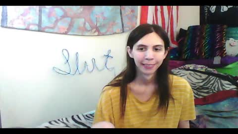 Snapshot of totalfuckingadorable chatting on September 30, 4:23 am Luna online show from September 30, 4:23 am