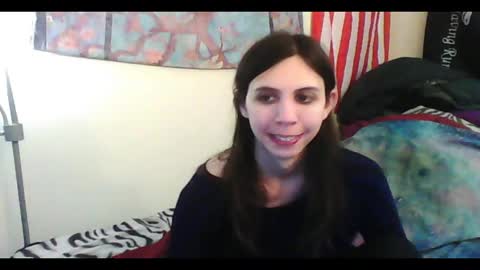 Snapshot of totalfuckingadorable chatting on February 23, 4:07 am Luna online show from February 23, 4:07 am