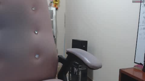toxca69 online show from May 14, 8:23 am