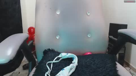 toxca69 online show from June 16, 6:17 am